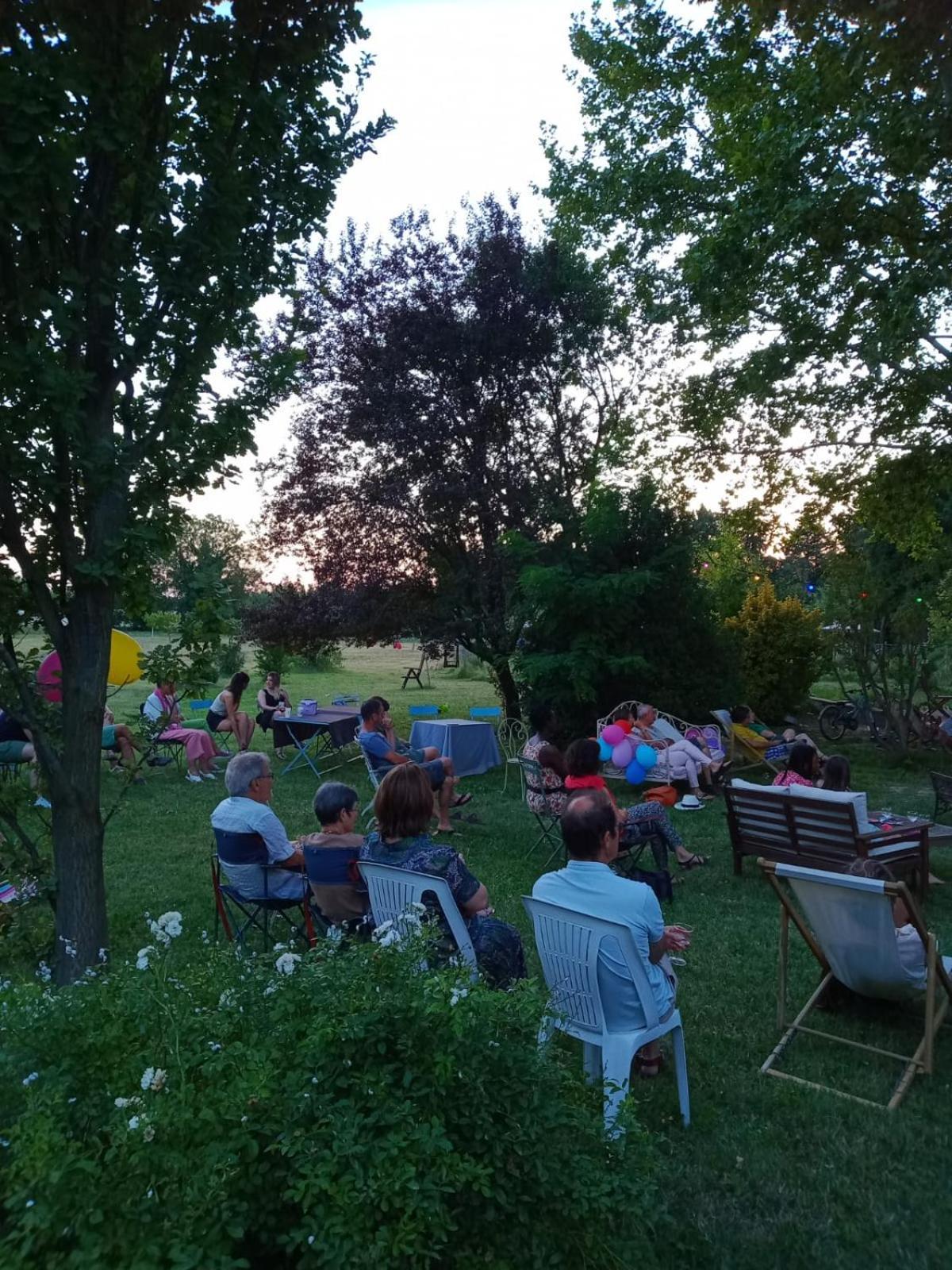 Mas De Karlotte Appartement Pernes-les-Fontaines Buitenkant foto